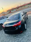 Toyota Corolla 2015 Black - 2