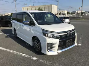 2019 Toyota Voxy V 2WD 7-Seater Minivan