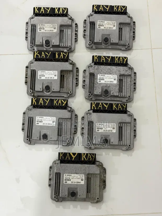 Hyundai Accent Control Board (Used) - 1