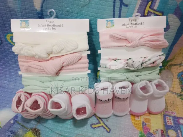 5 Pack Infant Headband and Socks Set (0-9 Months) - 1