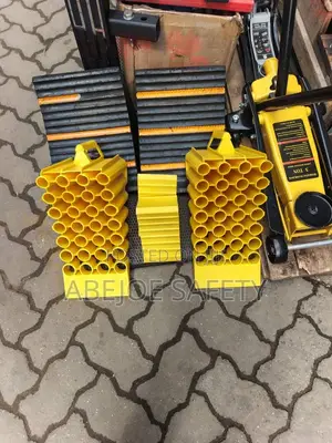 Heavy-Duty Car Wheel Chocks - Vehicle Safety Stopper