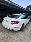 Honda Accord Touring 2018 White - 5