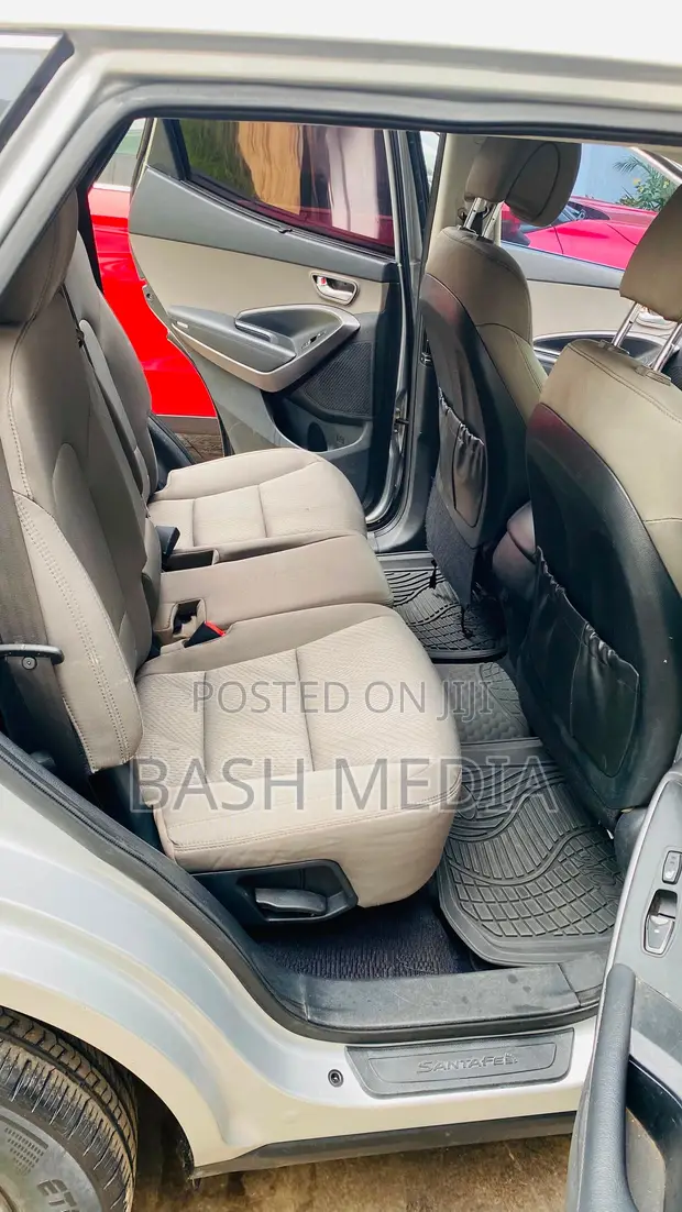 Hyundai Santa Fe 2017 - 1