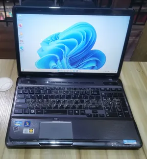 Toshiba Satellite A500 Laptop - Intel Core i5, 8GB RAM, 500GB HDD