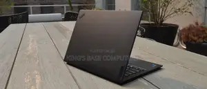 Lenovo ThinkPad X1 Carbon (Gen 9) Laptop