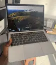 Apple MacBook Air 13.3" Intel Core i5 8GB RAM 128GB SSD - 2