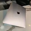 Apple MacBook Air 13.3" Intel Core i5 8GB RAM 128GB SSD - 3