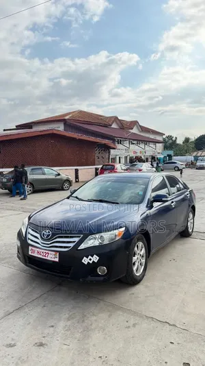 Toyota Camry Base 2010 Blue