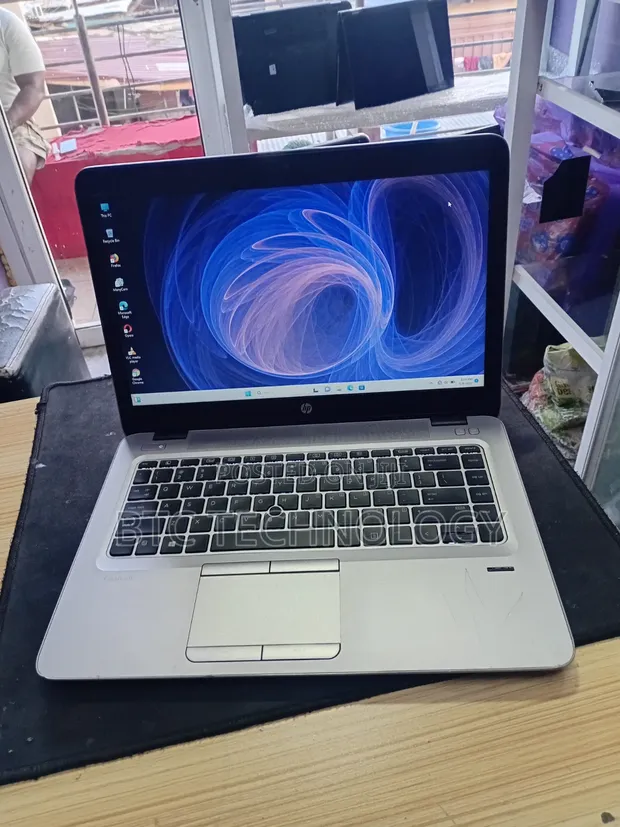 HP EliteBook 840 G3 Laptop - Core i5, 8GB RAM, 256GB SSD - 1