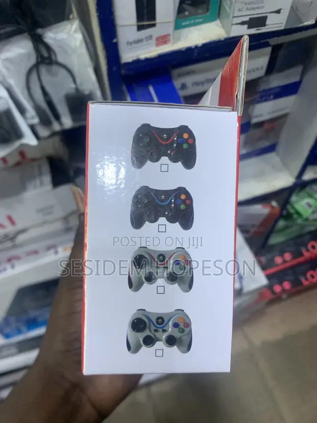 V13 Wireless Gamepad Controller - 1