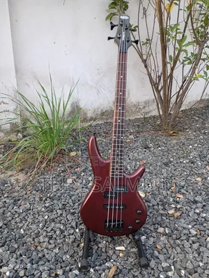 Ibanez Mikro GSRM20 Gio Soundgear Mini Bass Guitar