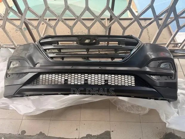 Hyundai Tucson 2016-2017 Complete Front Bumper - 1