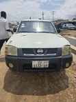 Nissan Hardbody 2014 White - 1