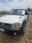 Nissan Hardbody 2014 White - 3