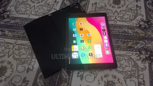 Apple iPad 9.7 (6th Gen) 32GB Silver