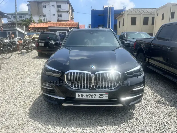 BMW X5 xDrive40i AWD 2020 Black - 1