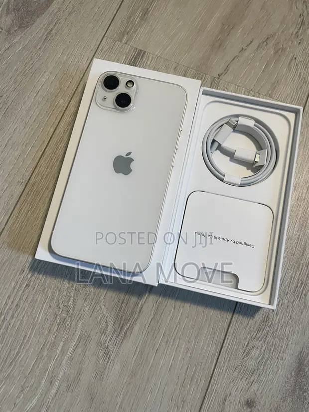 Apple iPhone 13 128GB White - 1