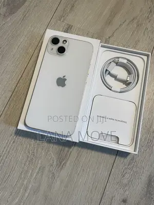 Apple iPhone 13 128GB White