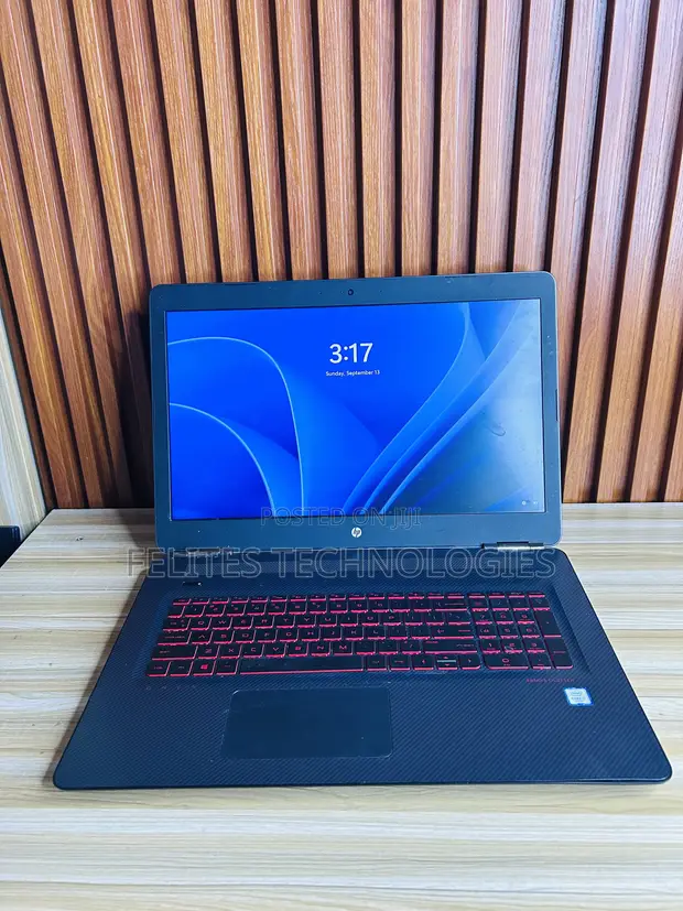 HP Omen 17 Laptop - Intel Core i7, 16GB RAM, 256GB SSD - 1