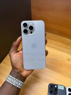 Apple iPhone 15 Pro Max 256GB Silver