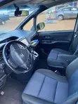 Toyota Voxy 2015 White - 5