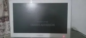 Samsung 24-inch Smart TV