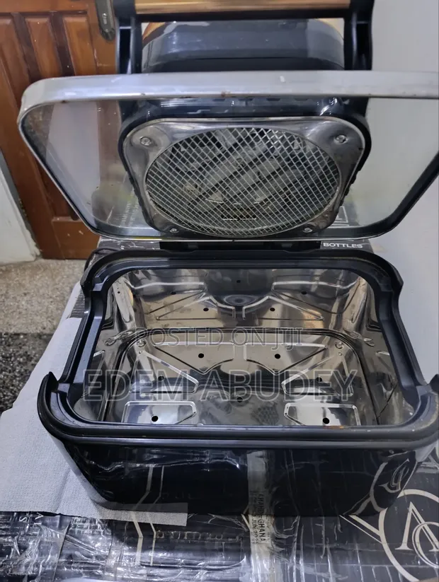12L Digital Air Fryer 1900W - Extra Large Capacity - 1