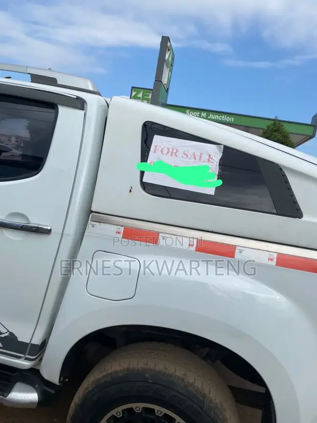 Isuzu D-MAX 2019 White - 1