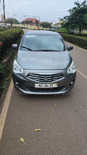 Mitsubishi Mirage 2018 Gray