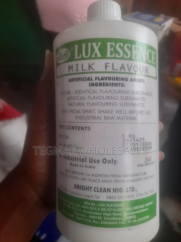 Lux Essence Milk Flavour - 1