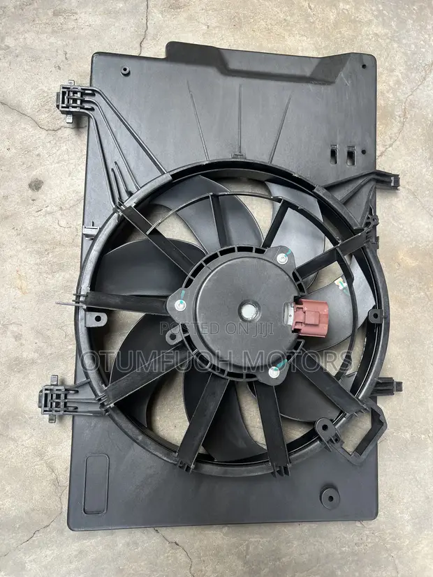 Ford Fiesta Fan (2012-2016) - 1