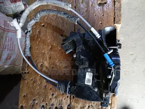 Hyundai Santa Fe 2020 Door Lock Actuator