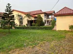 5 Bedroom House for Sale in Weija SCC DVLA