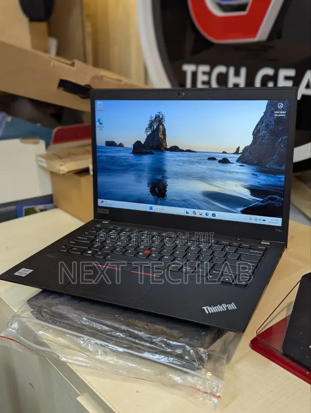 Lenovo ThinkPad T14s Gen 1 Laptop - 1