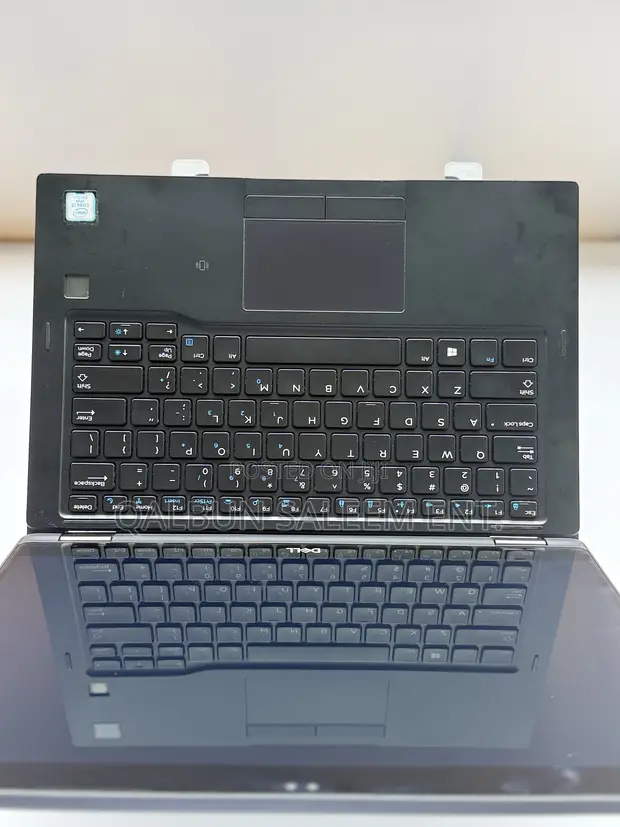 Dell Latitude 7390 2-in-1 Laptop - Intel Core i7, 16GB RAM, 256GB SSD - 1