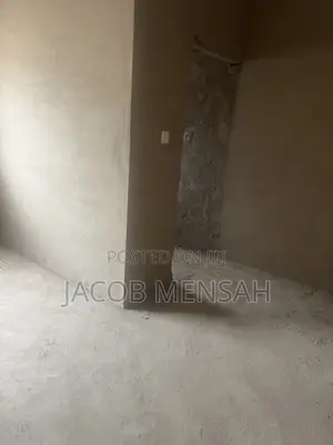 5 Bedroom House for Sale in Atwima Kwanwoma