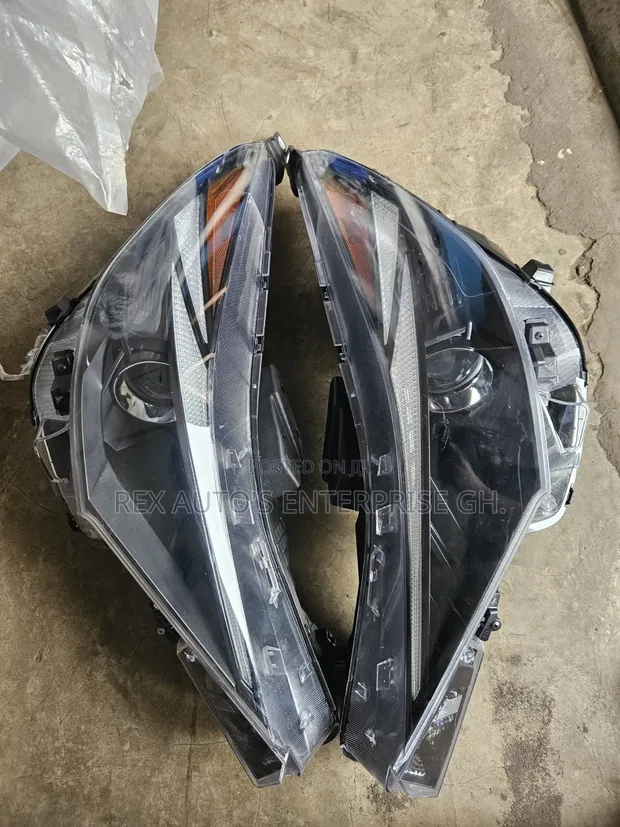 Hyundai Elantra Headlight (LED) - 2021-2023 - 1