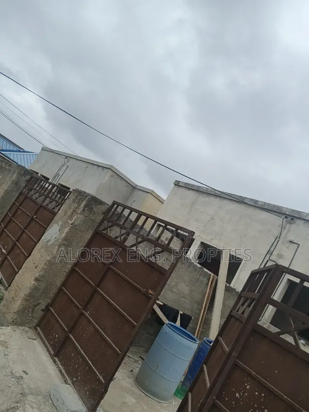 1 Bedroom Apartment for Rent in Oyarifa - 1