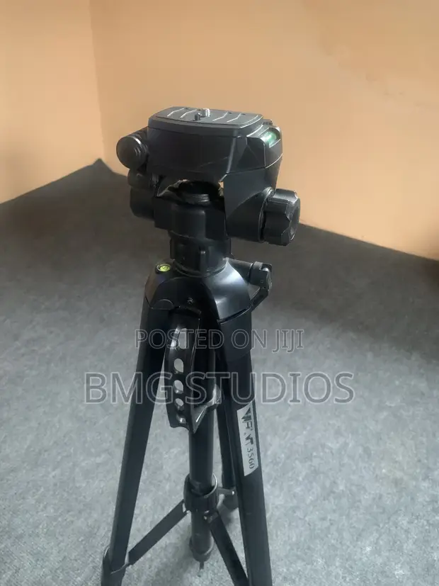 Ynteng Tripod - 1