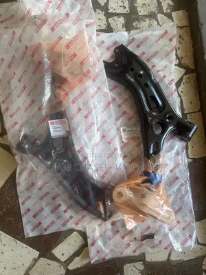 Honda CR-V 2023-2025 Lower Arm Pair