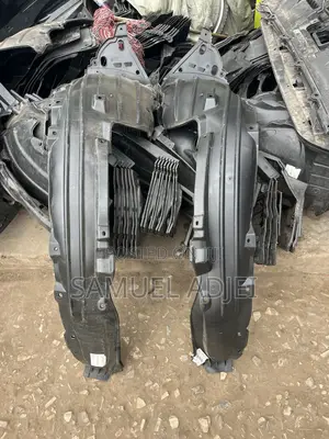 Honda CR-V 2017-2022 Fender Liner Pair (Original)