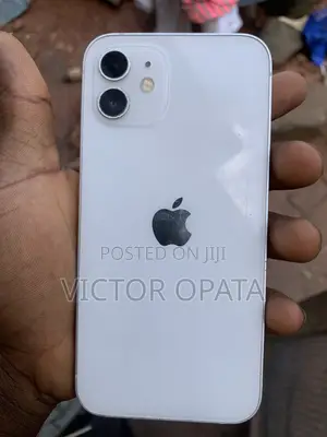 Apple iPhone 12 64GB White