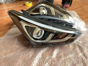 Hyundai Santa Fe 2017-2018 Headlight (Left & Right)