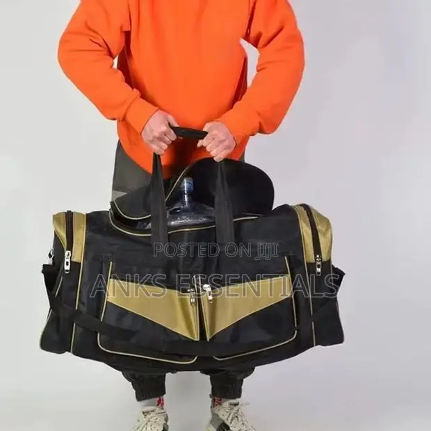 Spacious Black Travel Duffle Bag - 1