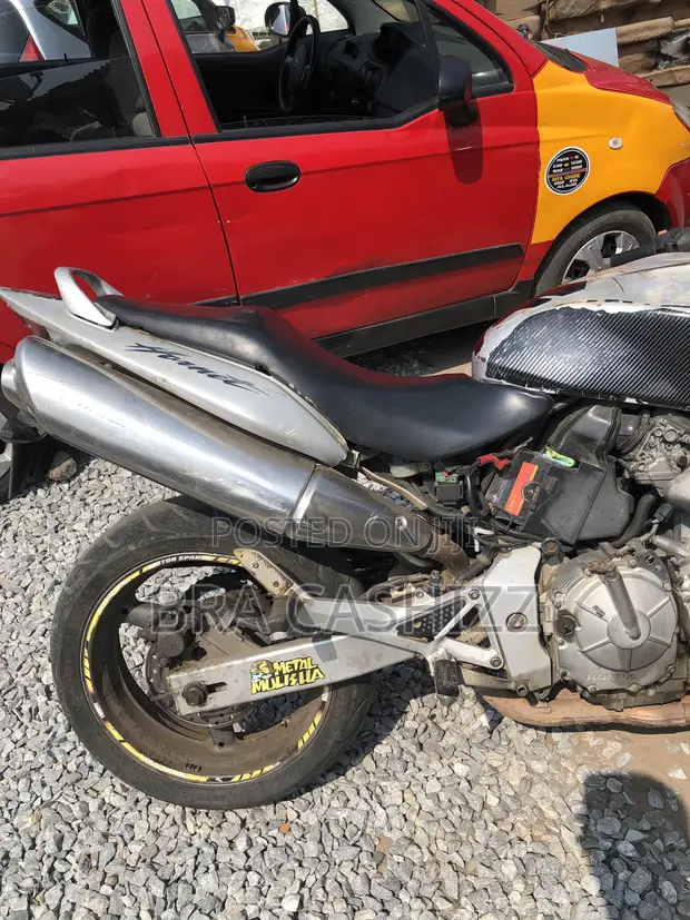 Honda Hornet 600cc Motorcycle 2018 - 1