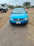 Volkswagen Passat 2004 Blue - 2