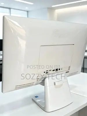 LG 23" All-in-One Desktop PC - Intel Pentium, 8GB RAM, 500GB HDD