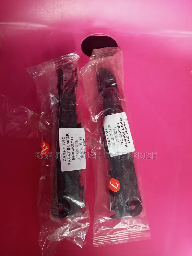 Toyota Camry 2012 Bumper Locker - 1