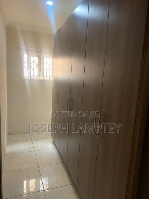Furnished 5-Bedroom Townhouse for Rent in Cantonments, US Embassy Area - 1