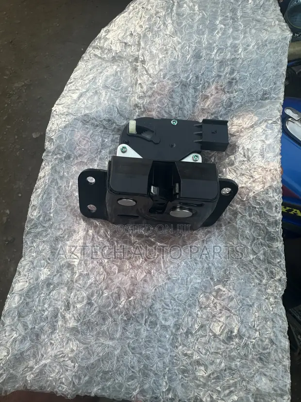 Kia Morning/Picanto 2012-2017 Boot Lock - 1